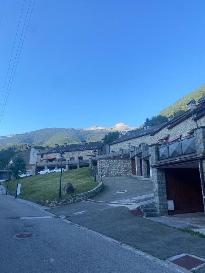 Adosado En Villanua Con Wifi エクステリア 写真